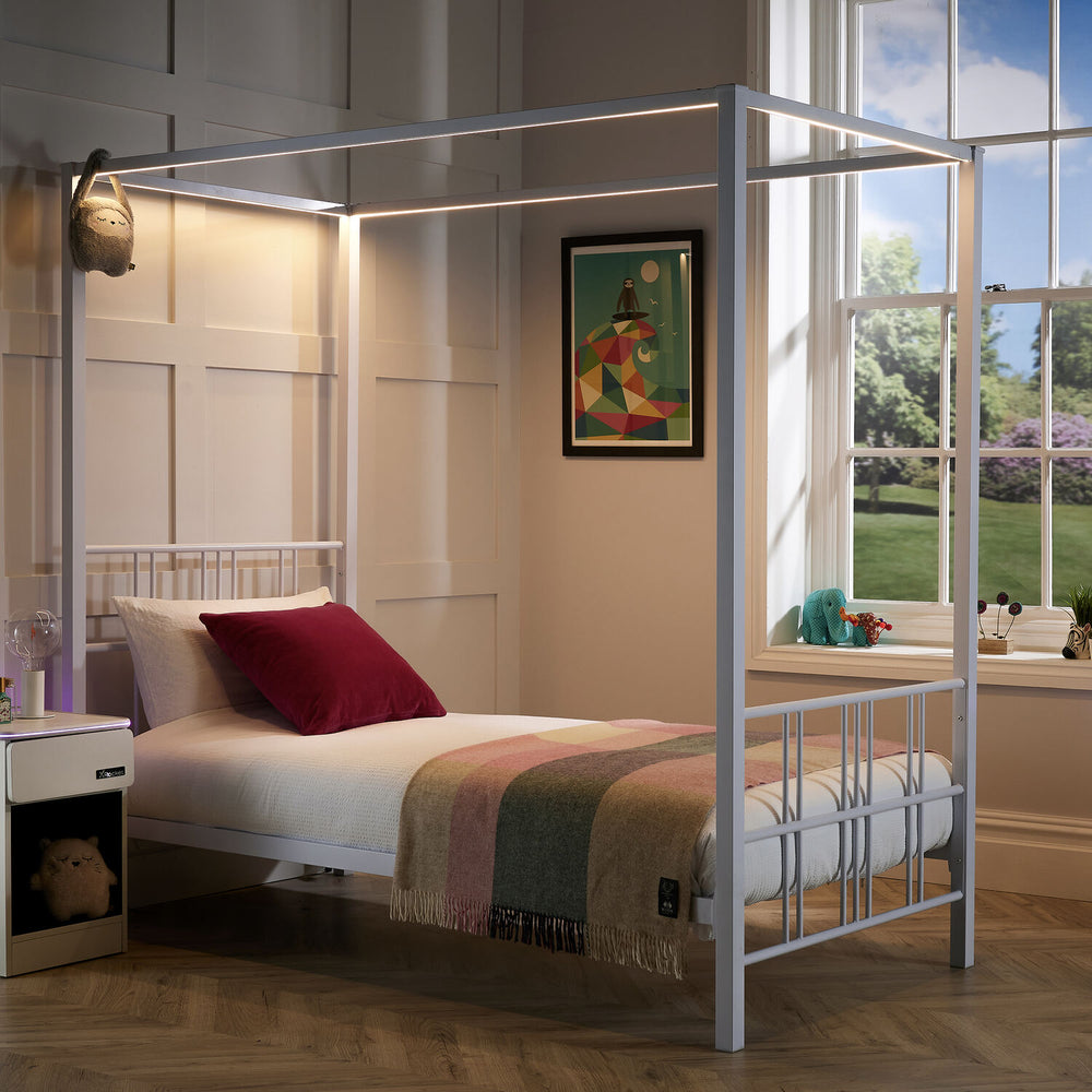 Fern Four Poster Bed with LED Lighting - White (2 Sizes)